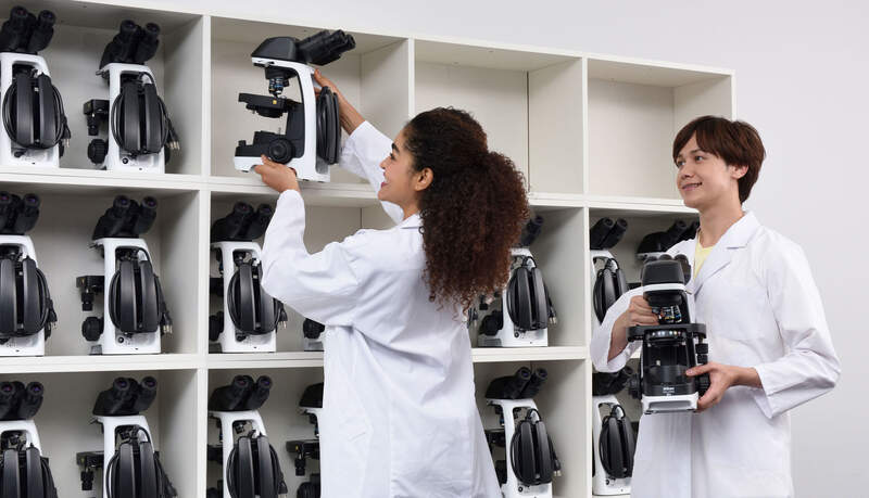 ECLIPSE Ei: leichtes, kompaktes Kurssaal-Mikroskop